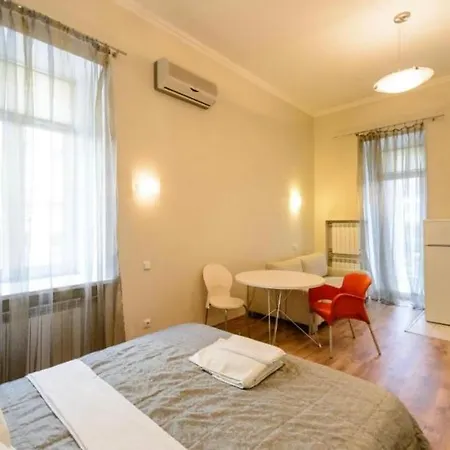 W Centrum Krakowa Jozefa Sarego 22 Cracovia